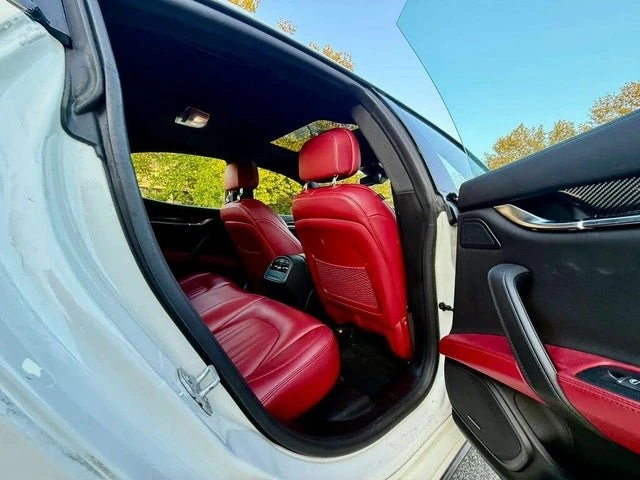 2017 Maserati Ghibli 3rd Gen - Image 16 of 20