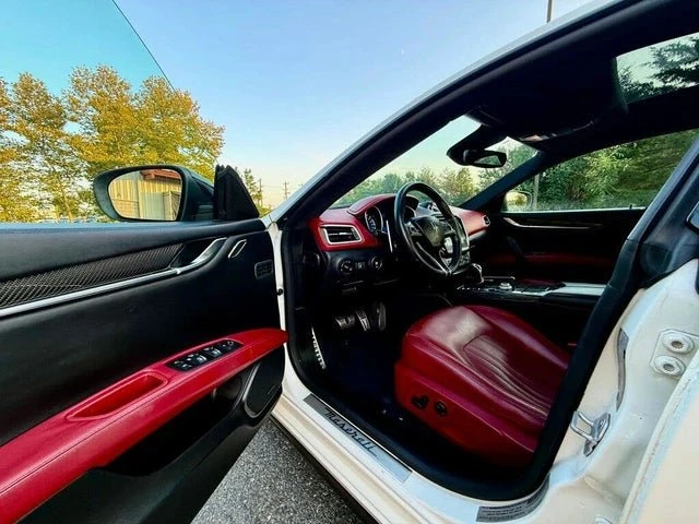 2017 Maserati Ghibli 3rd Gen - Image 10 of 20