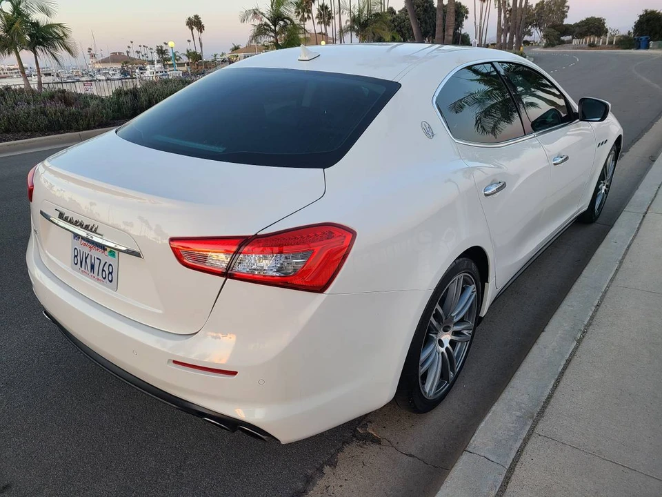 2017 Maserati Ghibli 3rd Gen - Image 8 of 24