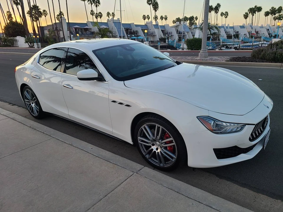 2017 Maserati Ghibli 3rd Gen - Image 10 of 24
