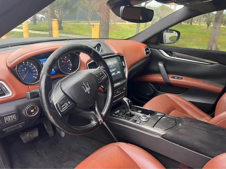 2017 Maserati Ghibli 3rd Gen - Image 11 of 14