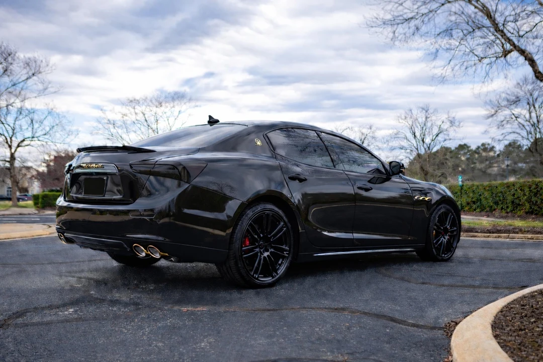 2017 Maserati Ghibli 3rd Gen - Image 13 of 31