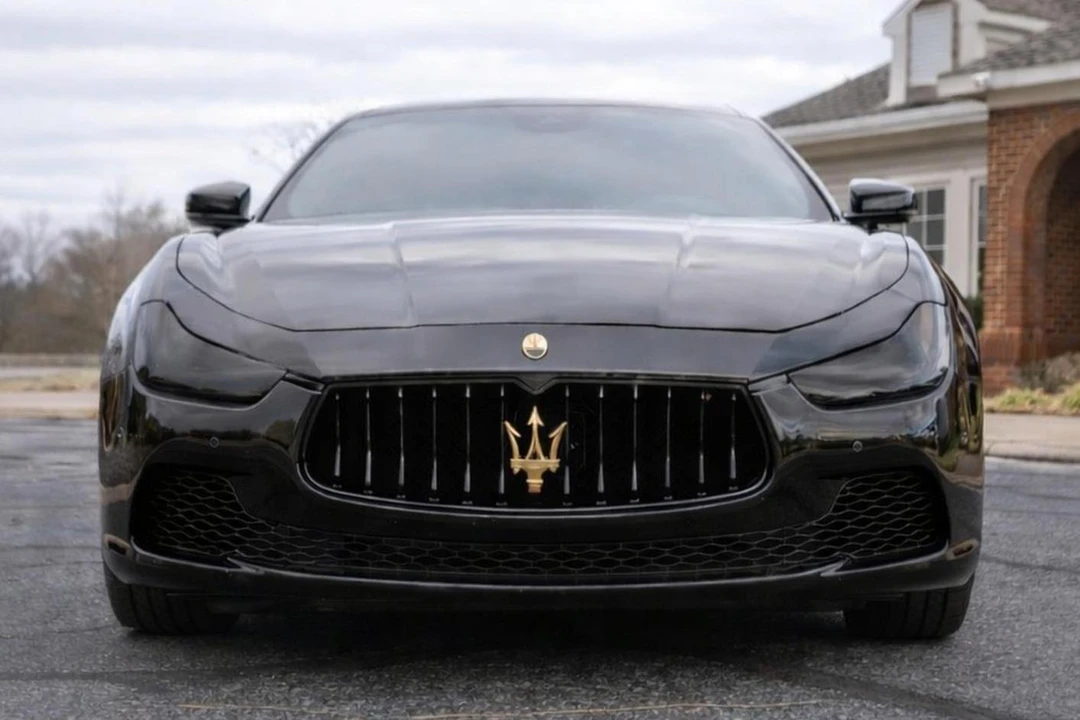 2017 Maserati Ghibli 3rd Gen - Image 2 of 31