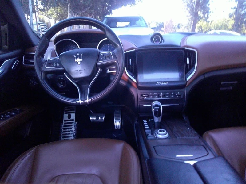 2017 Maserati Ghibli 3rd Gen - Image 12 of 25