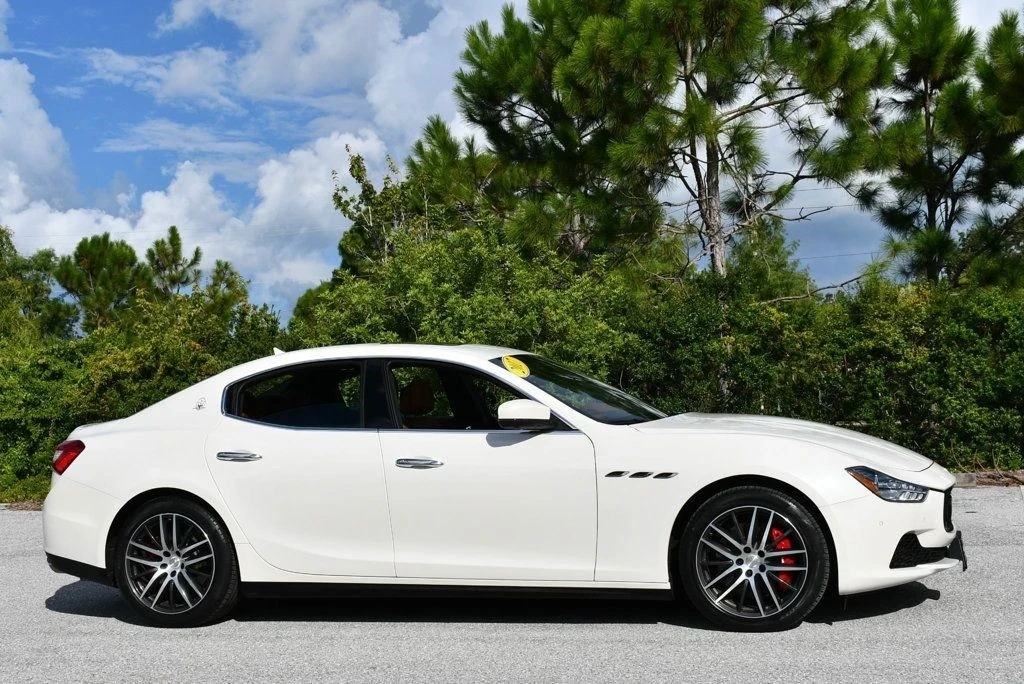 2017 Maserati Ghibli 3rd Gen - Image 8 of 12