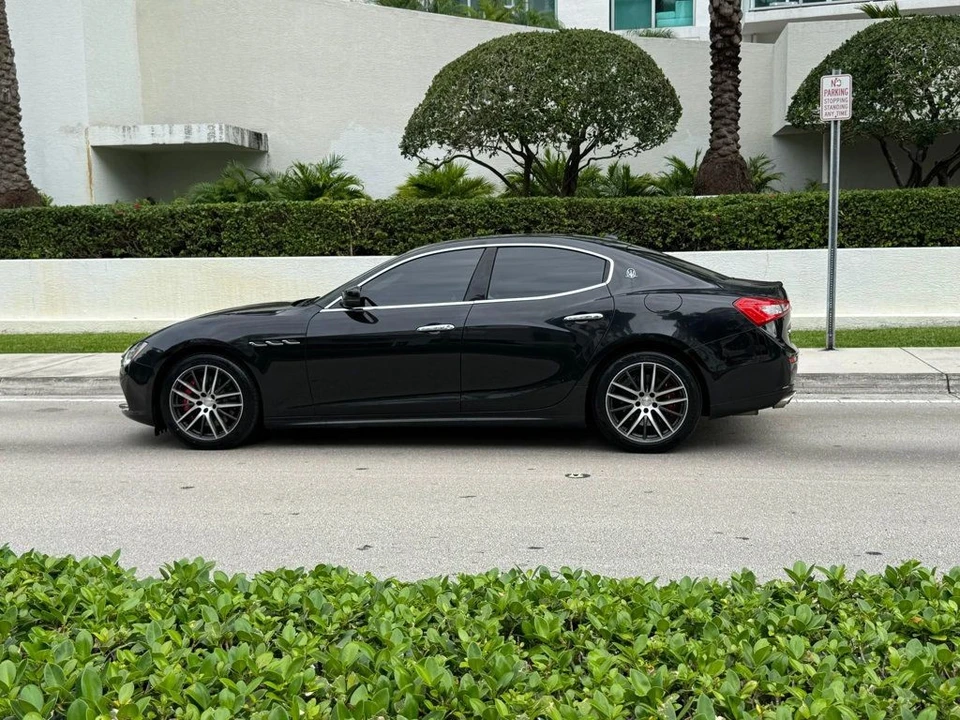 2017 Maserati Ghibli 3rd Gen - Image 10 of 12