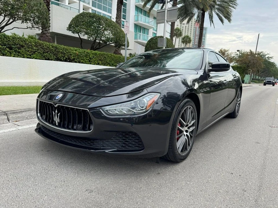 2017 Maserati Ghibli 3rd Gen - Image 4 of 12
