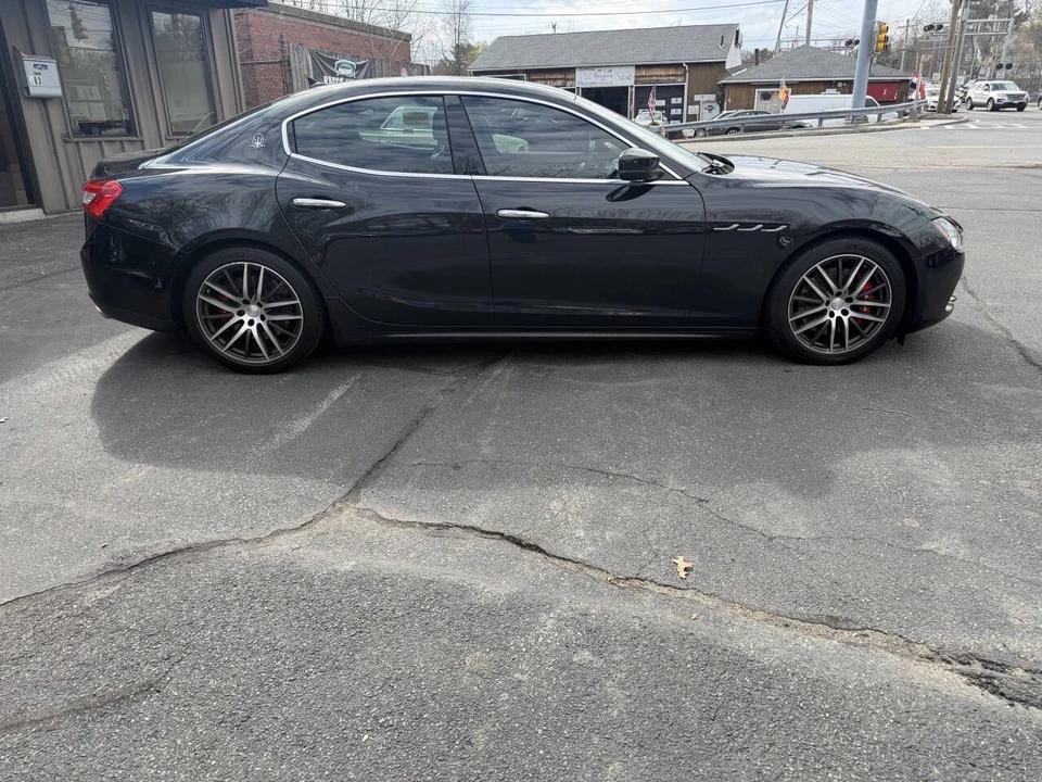 2017 Maserati Ghibli 3rd Gen - Image 15 of 21