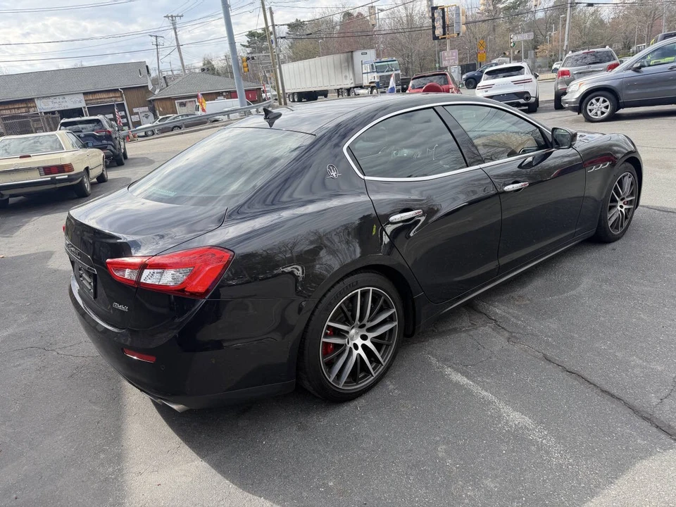 2017 Maserati Ghibli 3rd Gen - Image 14 of 21