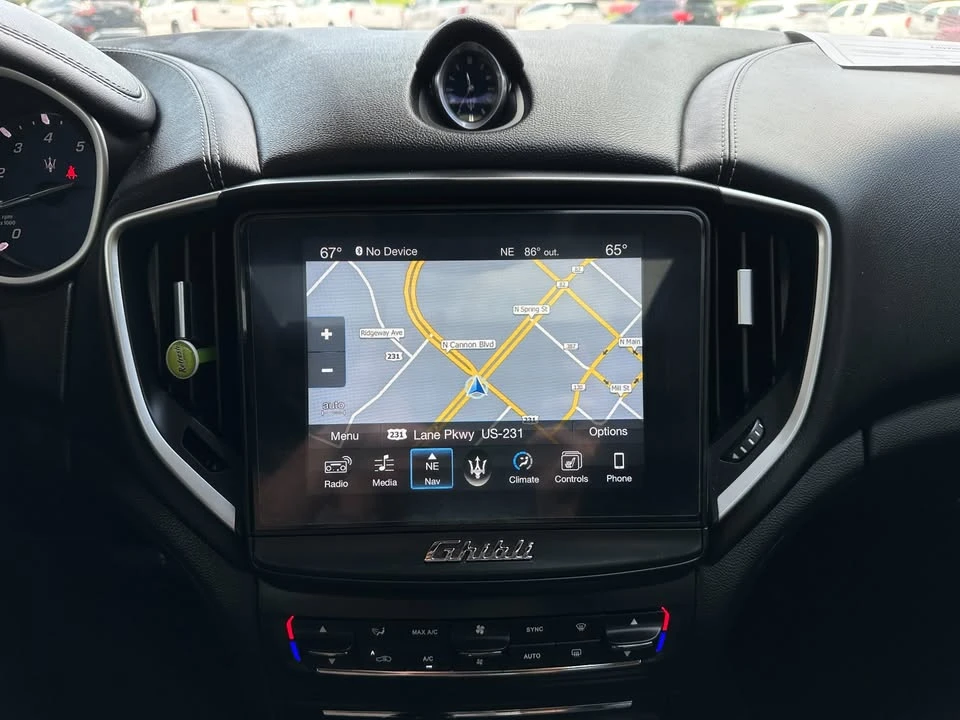 2017 Maserati Ghibli 3rd Gen - Image 13 of 18