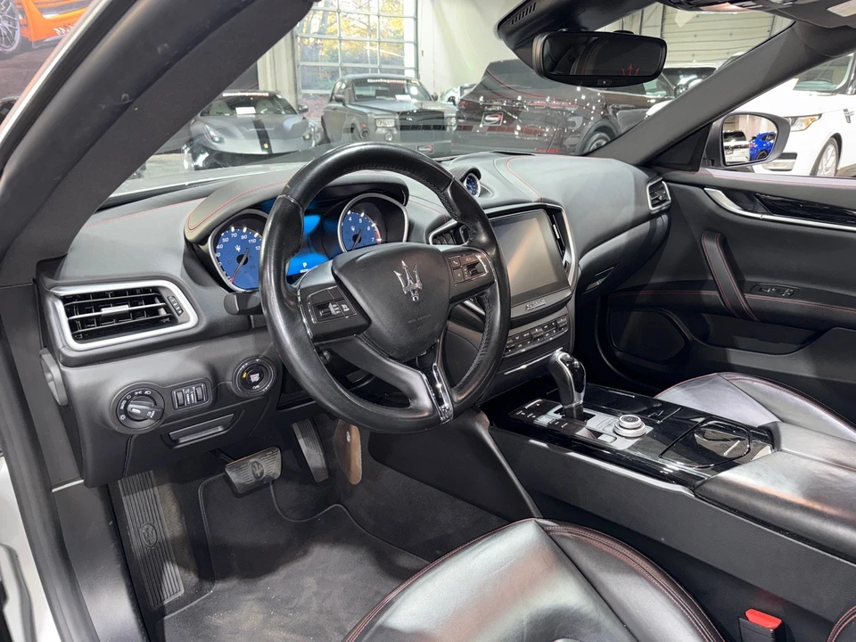 2017 Maserati Ghibli 3rd Gen - Image 8 of 12