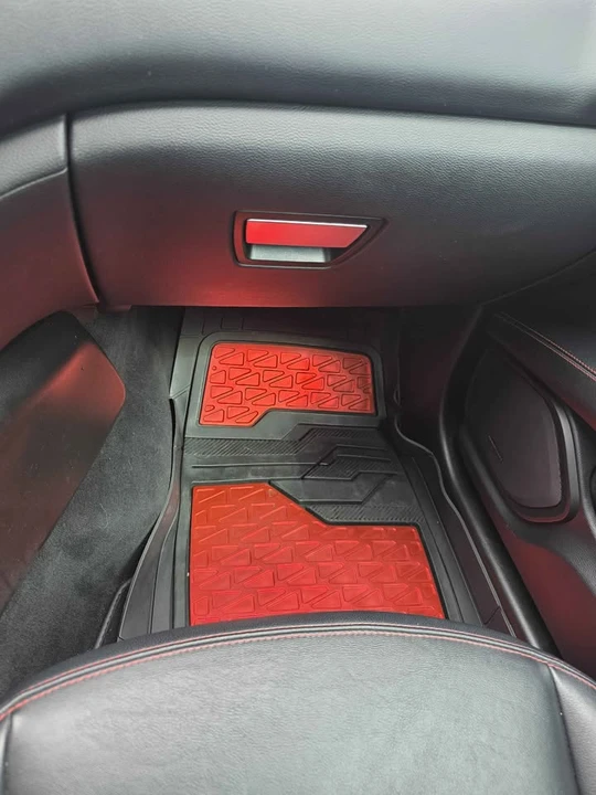 2017 Maserati - Image 9 of 17
