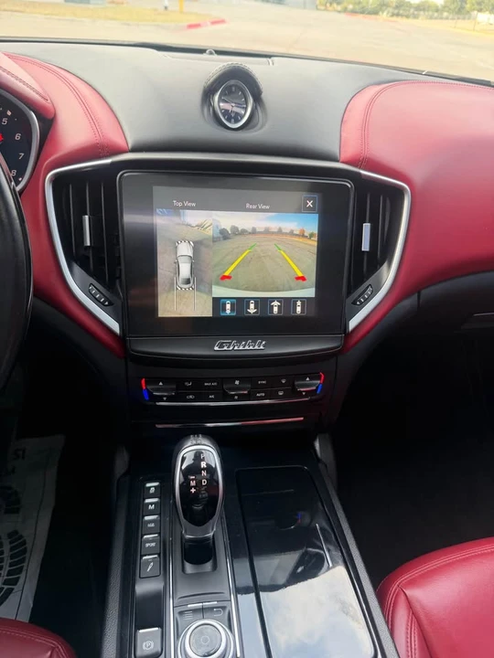 2017 Maserati Ghibli 3rd Gen - Image 14 of 17