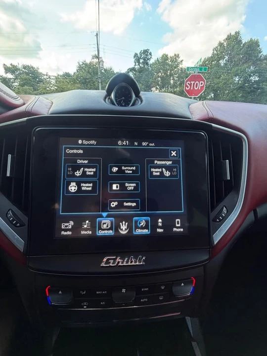 2017 Maserati Ghibli 3rd Gen - Image 11 of 12
