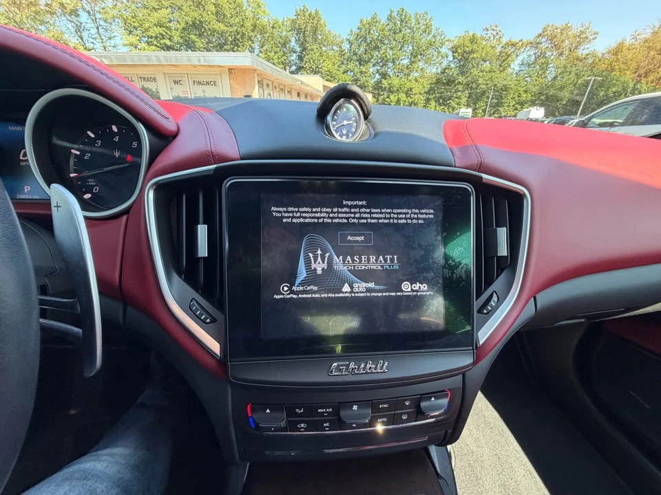 2017 Maserati Ghibli 3rd Gen - Image 15 of 20
