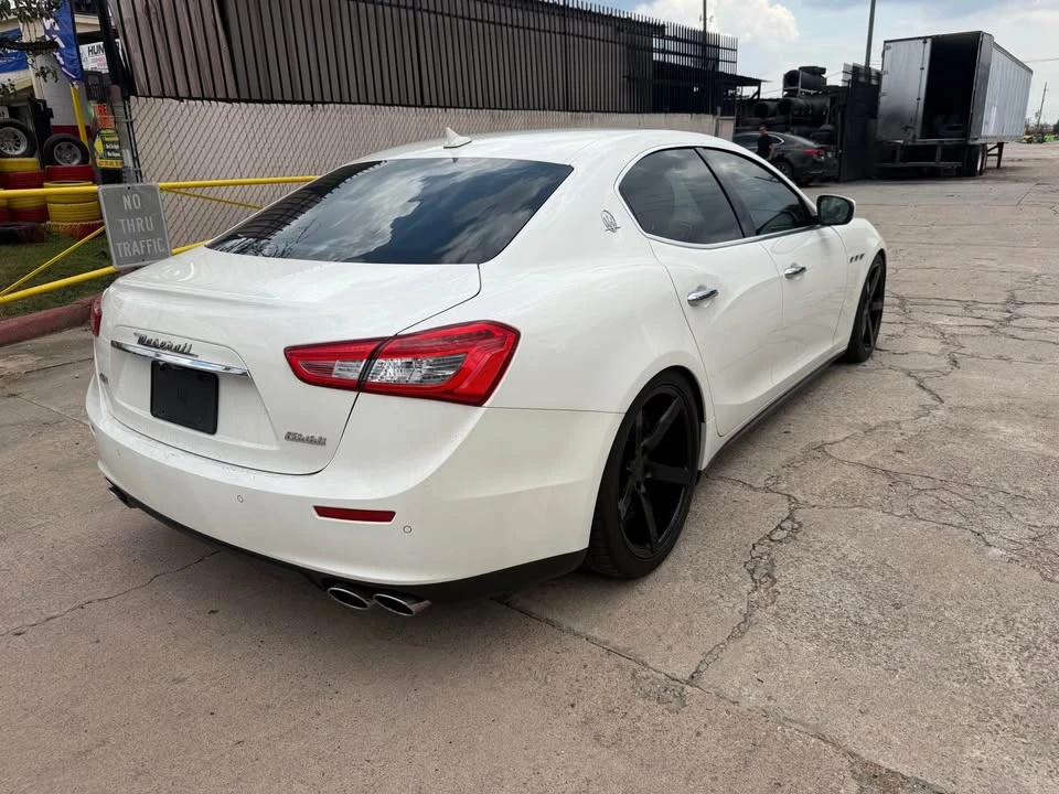 2017 Maserati Ghibli 3rd Gen - Image 5 of 13