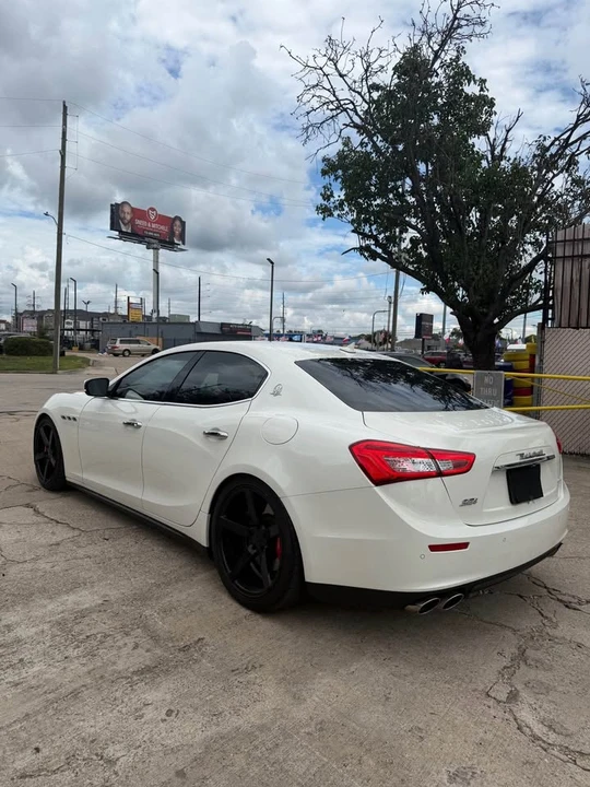 2017 Maserati Ghibli 3rd Gen - Image 8 of 13