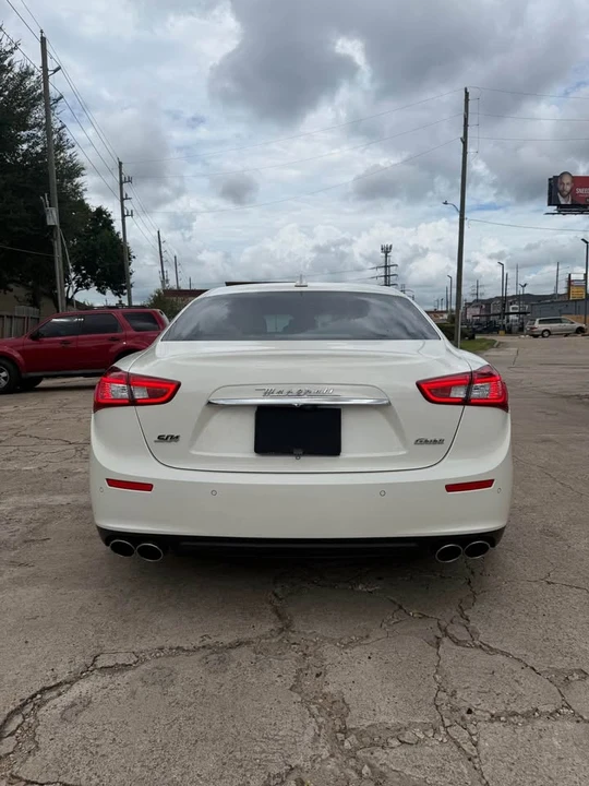 2017 Maserati Ghibli 3rd Gen - Image 4 of 13