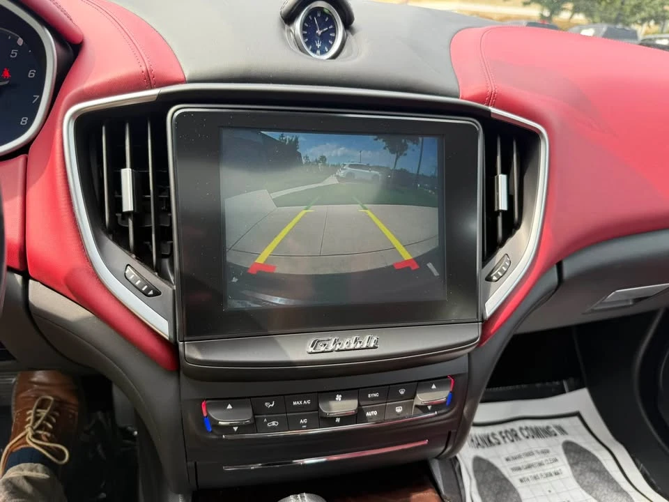 2017 Maserati Ghibli 3rd Gen - Image 9 of 14
