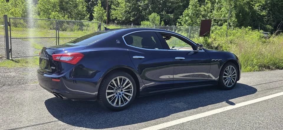 2017 Maserati Ghibli 3rd Gen - Image 5 of 17