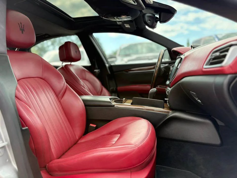 2017 Maserati Ghibli 3rd Gen - Image 16 of 20