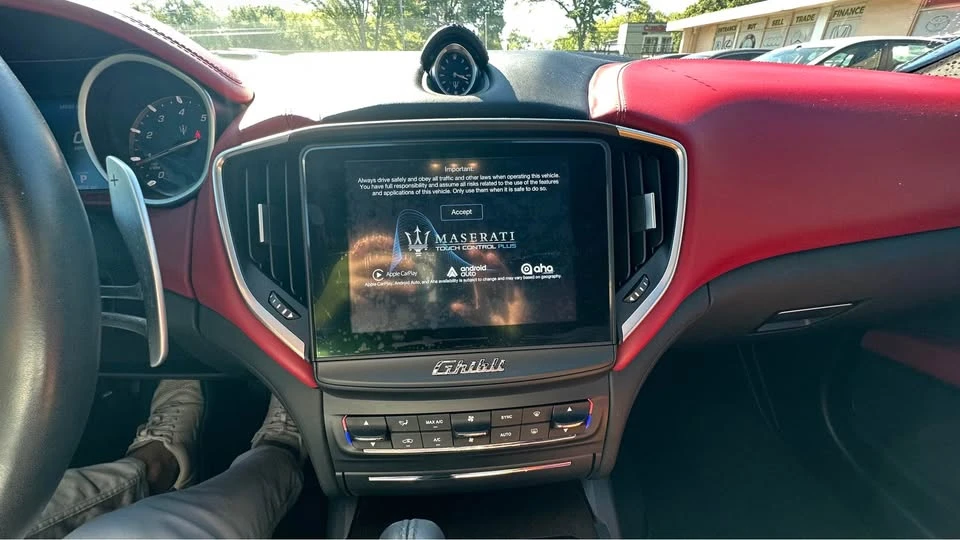 2017 Maserati Ghibli 3rd Gen - Image 11 of 12