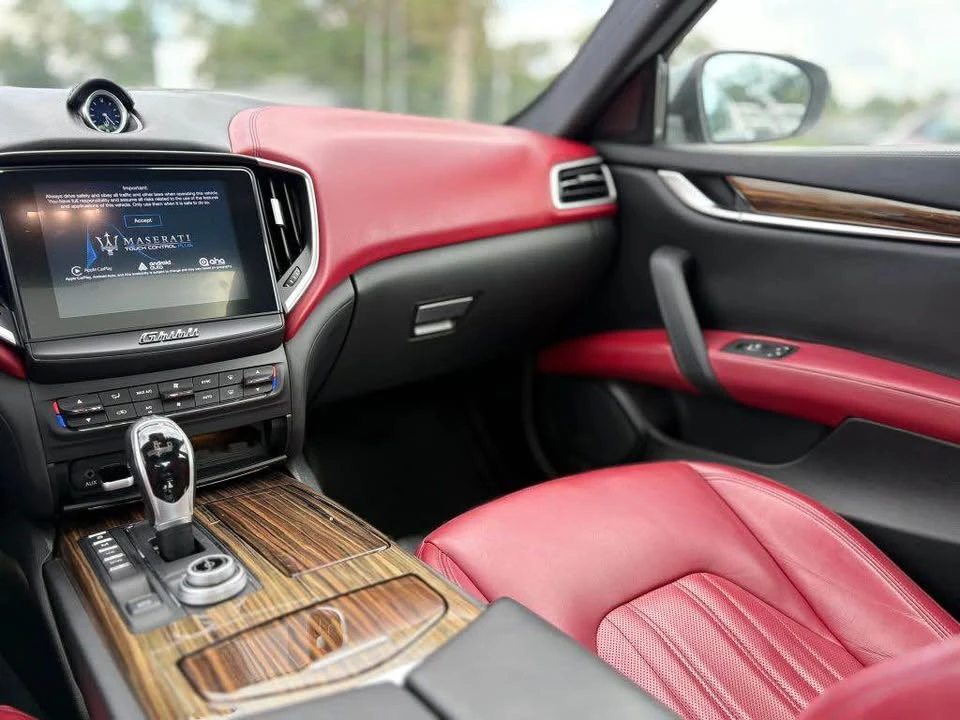 2017 Maserati Ghibli 3rd Gen - Image 19 of 20