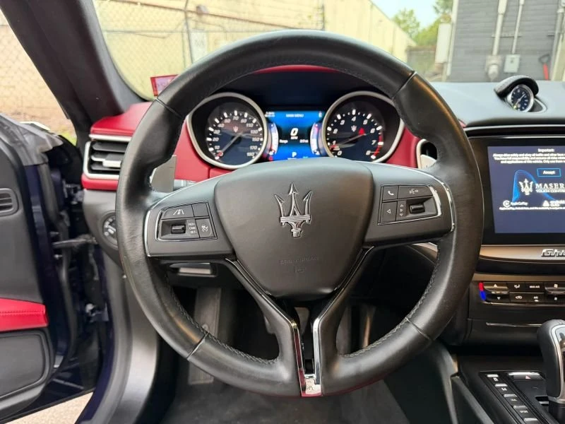 2017 Maserati Ghibli 3rd Gen - Image 15 of 20