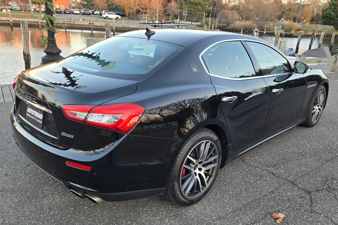 2017 Maserati Ghibli 3rd Gen - Image 4 of 31