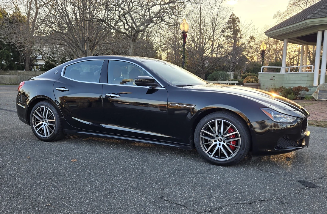 2017 Maserati Ghibli 3rd Gen - Image 27 of 31
