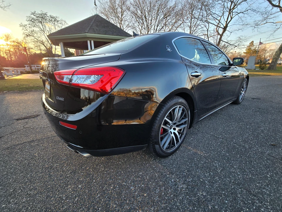2017 Maserati Ghibli 3rd Gen - Image 22 of 31
