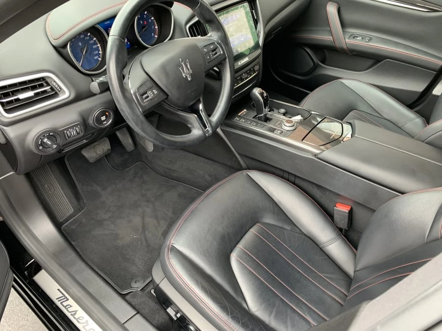 2017 Maserati Ghibli 3rd Gen - Image 4 of 8