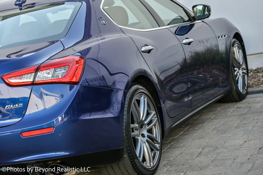 2017 Maserati Ghibli 3rd Gen - Image 9 of 21