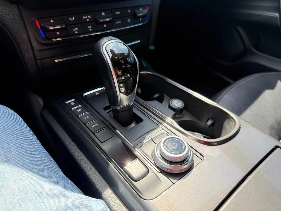2017 Maserati Ghibli 3rd Gen - Image 11 of 20