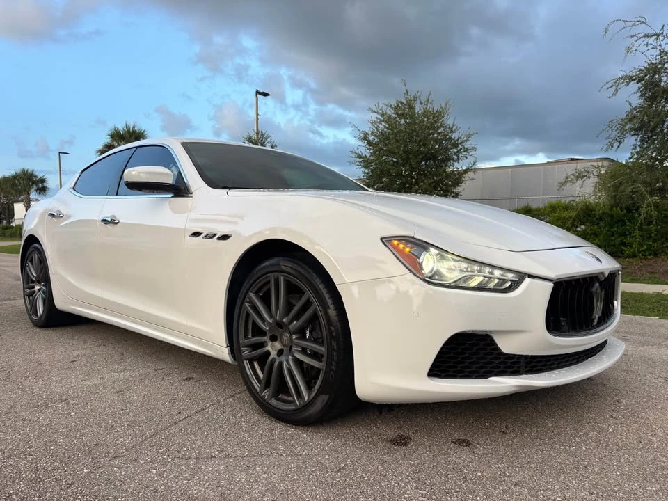 2017 Maserati Ghibli 3rd Gen - Image 3 of 11