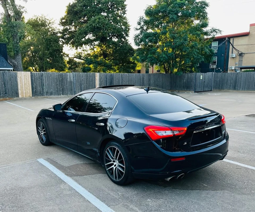 2017 Maserati Ghibli 3rd Gen - Image 4 of 17