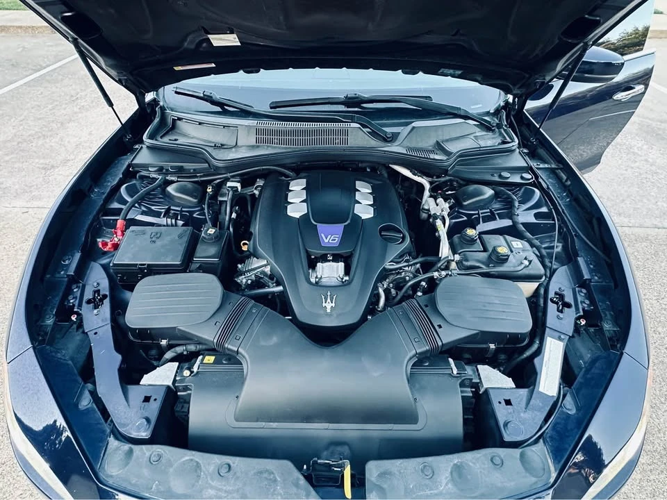 2017 Maserati Ghibli 3rd Gen - Image 13 of 17