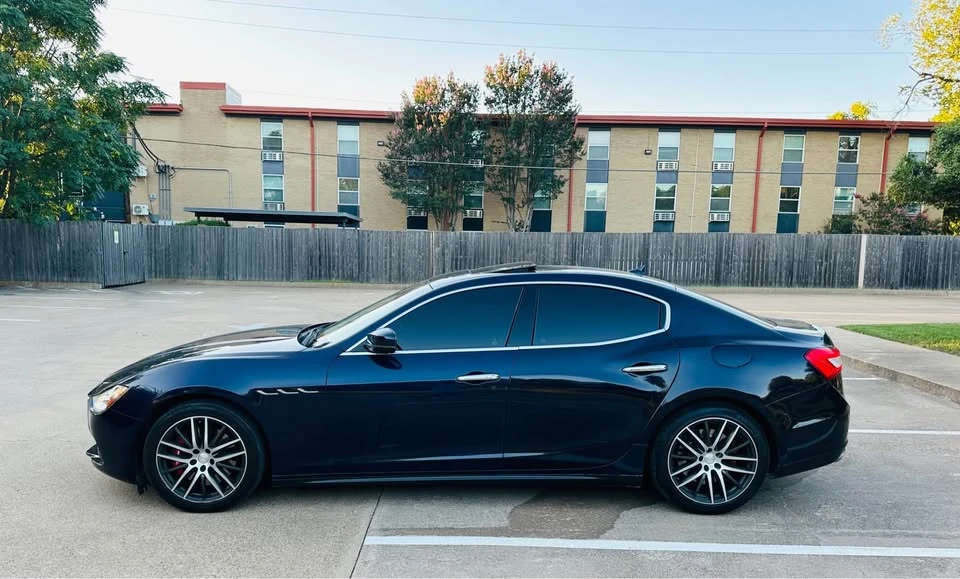 2017 Maserati Ghibli 3rd Gen - Image 14 of 17