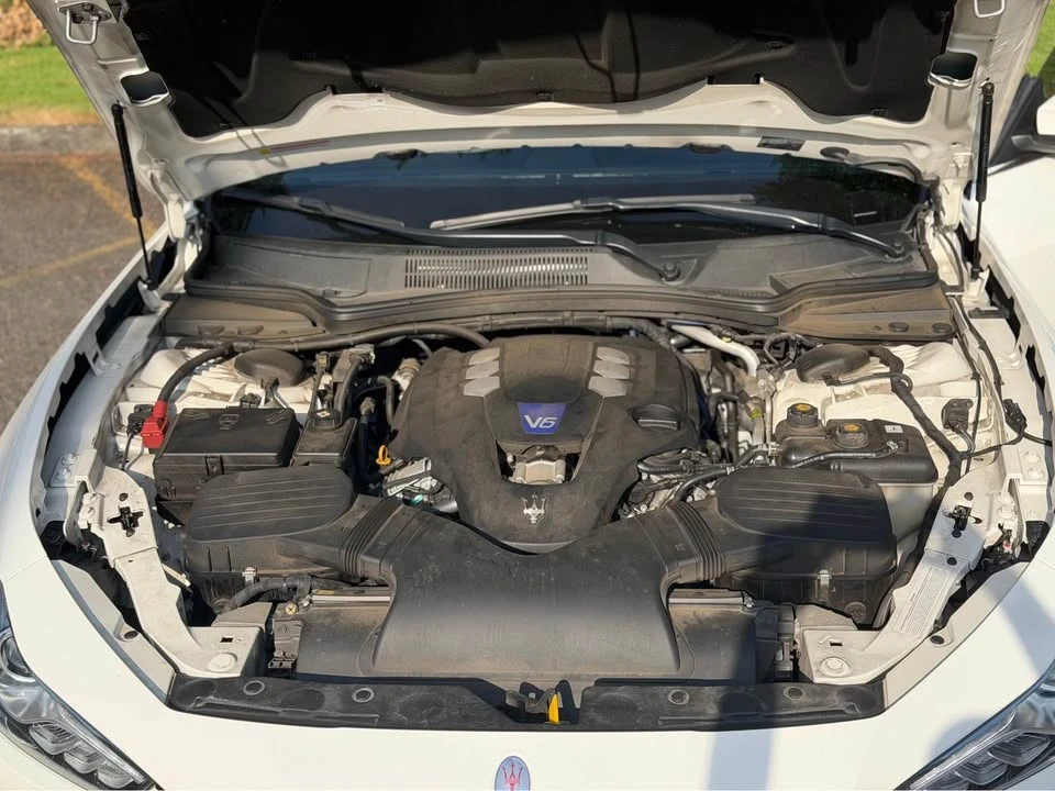 2017 Maserati Ghibli 3rd Gen - Image 17 of 18