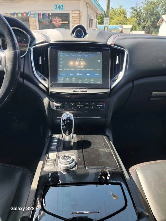 2017 Maserati Ghibli 3rd Gen - Image 9 of 14
