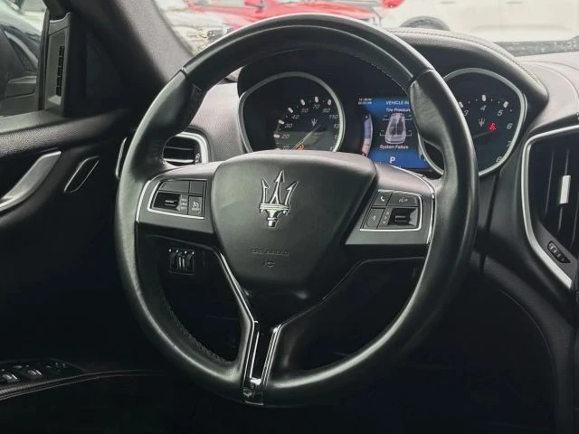 2017 Maserati Ghibli 3rd Gen - Image 26 of 31