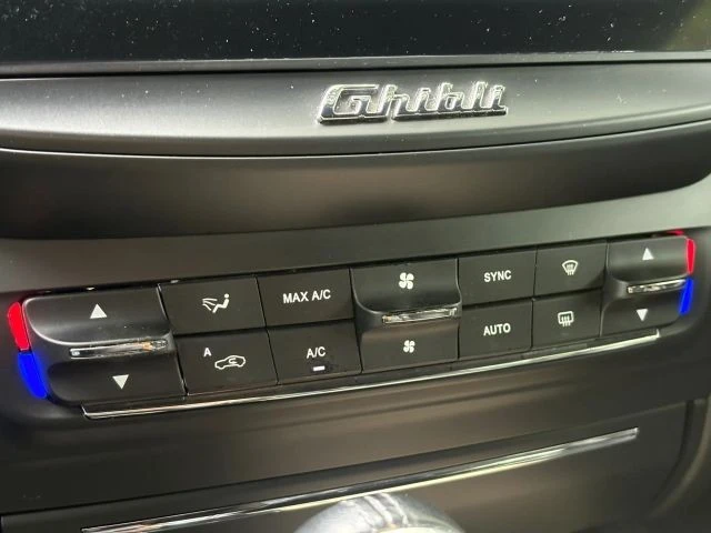2017 Maserati Ghibli 3rd Gen - Image 23 of 31