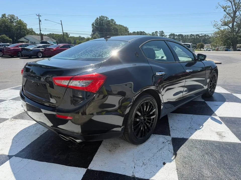 2017 Maserati Ghibli 3rd Gen - Image 5 of 11