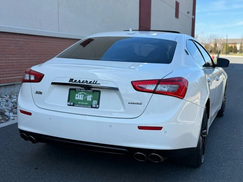 2017 Maserati Ghibli 3rd Gen - Image 8 of 12