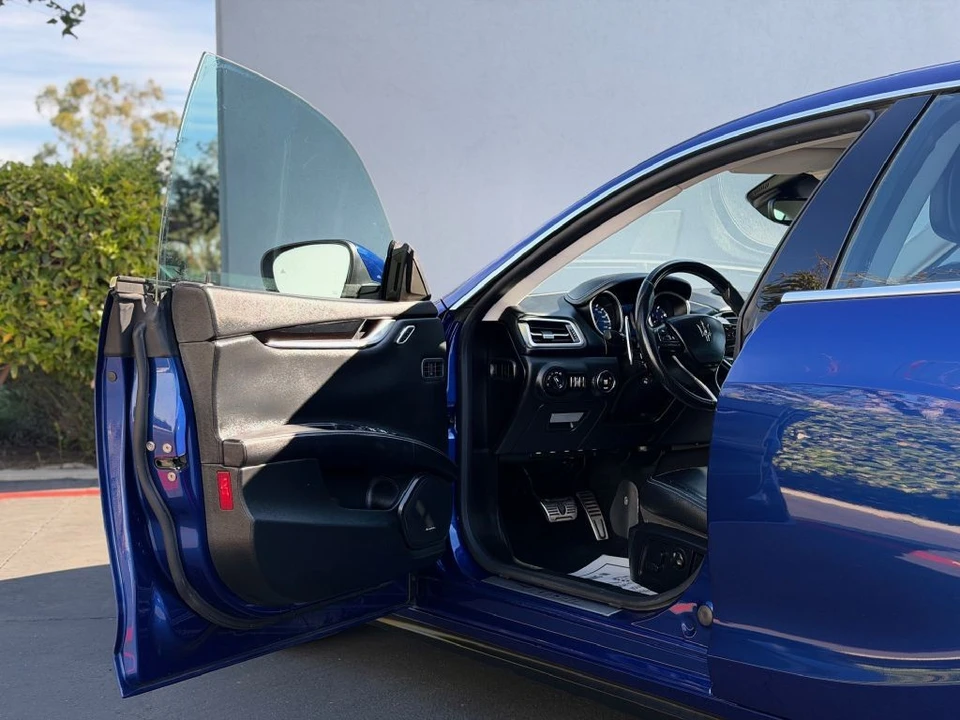 2017 Maserati Ghibli 3rd Gen - Image 11 of 21