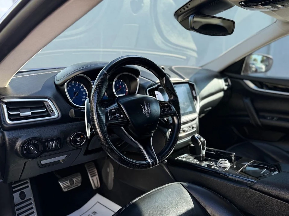 2017 Maserati Ghibli 3rd Gen - Image 12 of 21