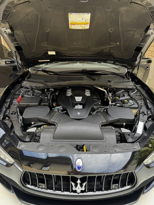 2017 Maserati Ghibli 3rd Gen - Image 25 of 31
