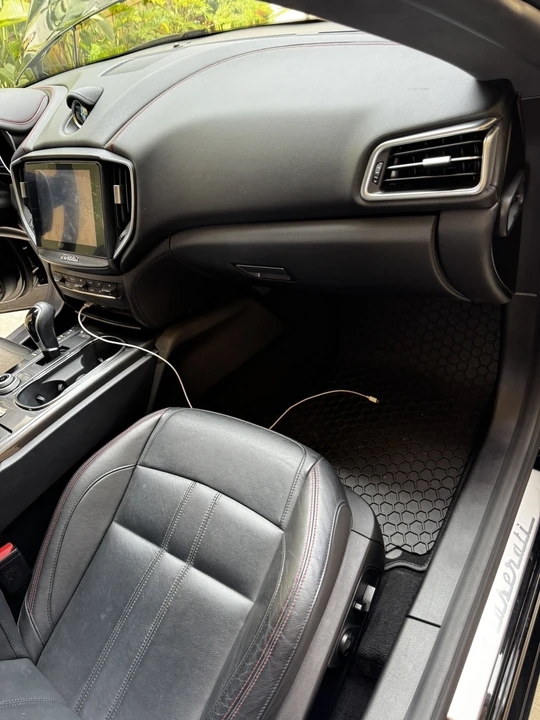 2017 Maserati Ghibli 3rd Gen - Image 19 of 31