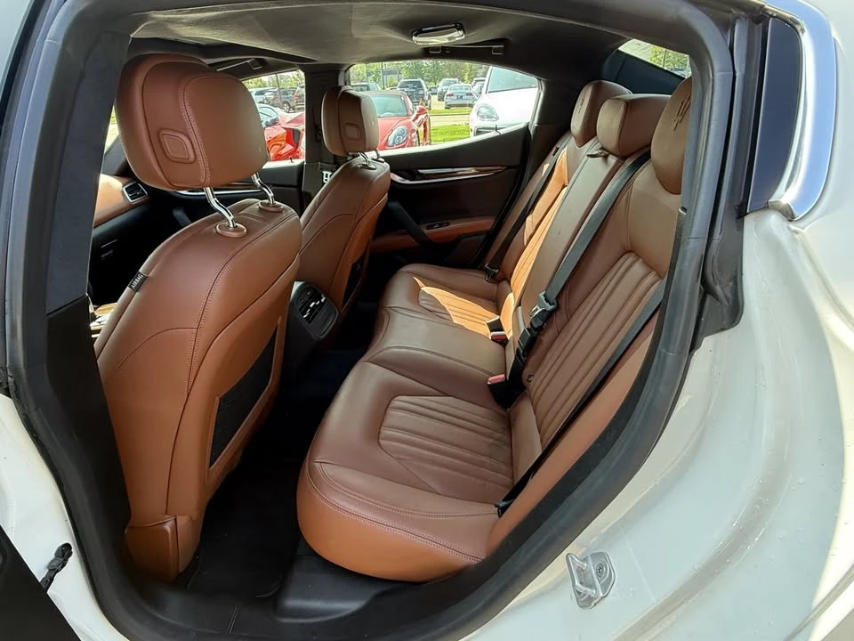 2017 Maserati Ghibli 3rd Gen - Image 5 of 9