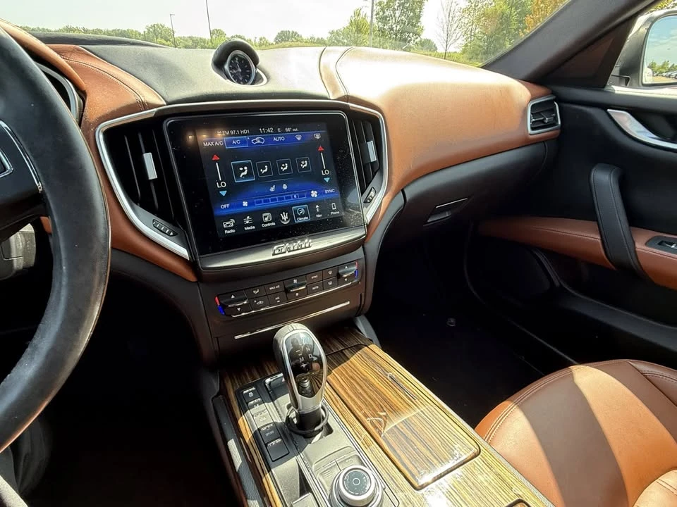 2017 Maserati Ghibli 3rd Gen - Image 7 of 9
